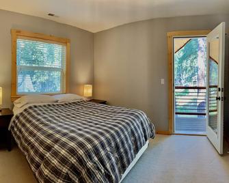 Just Plain Fabulous! Nov Specials Buy 1 Get 1 Free!!! - Leavenworth - Habitación