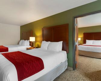 Comfort Inn And Suites Salem - Salem - Bedroom