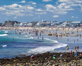 Riptide Retreat - Walk to Hampton & Seabrook Beach - Seabrook - Beach