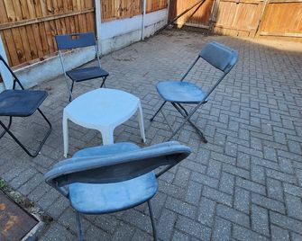 The Ivy - Grays - Patio