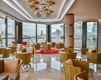 巴塞隆那艾瑪納克飯店 - 巴塞羅那 - 餐廳