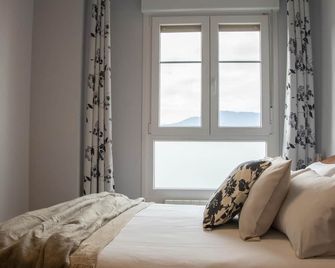 Spectacular views of the bay in Getxo - Getxo - Bedroom