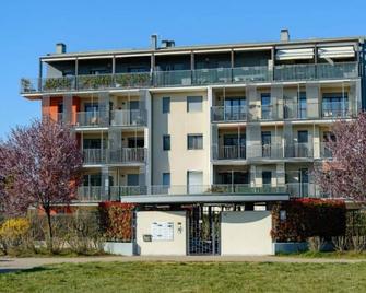 Appartamento relax a 10 min da Lambrate - Segrate - Edificio