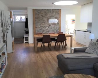 Apartment Titliszentrum 2 by Interhome - Engelberg - Sala de estar