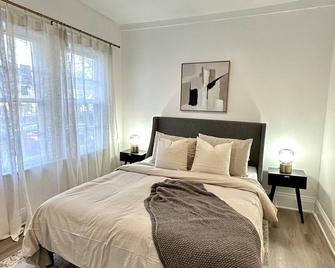 Cozy & Quiet Montclair Nj 2 Bedroom Newly Renovated / Mins From Nyc - Montclair - Bedroom
