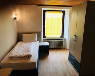 Hotel restaurant germania - Bernkastel-Kues - Schlafzimmer