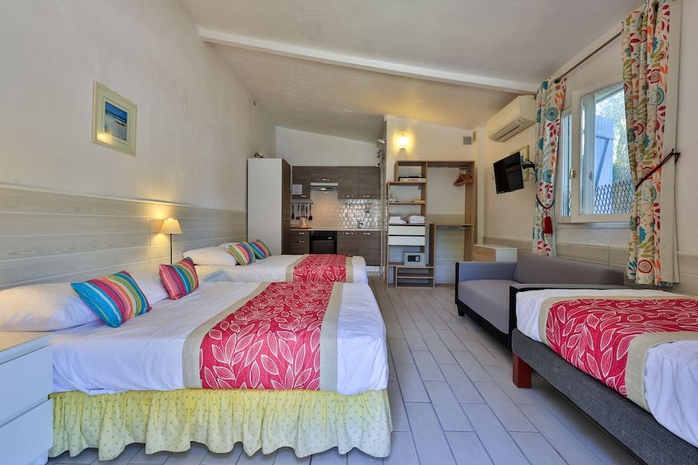 Hotel Cayrons Vence & St Paul de Vence - Vence