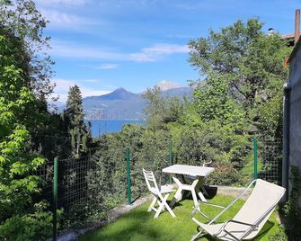 The Ivy House in the Castle - Menaggio - Balcony