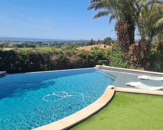 Beautiful sea view loft - La Cadière-d'Azur - Piscina