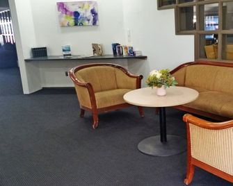Vr Auckland Airport - Mangere - Lounge