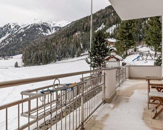 Huterhof Apt Talblick - Riobianco - Balkon