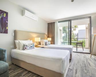 Narrabeen Sands Hotel by Nightcap Plus - Narrabeen - Bedroom