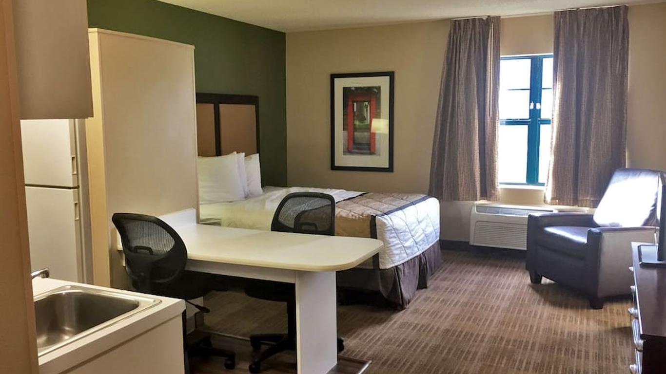 Extended Stay America Suites - Detroit - Ann Arbor - Briarwood Mall