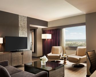 Intercontinental Hotels Saint Paul Riverfront By IHG - Saint Paul - Living room