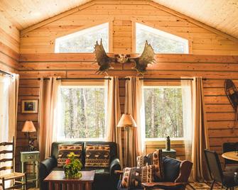 Denali Wild Stay - Healy - Huiskamer