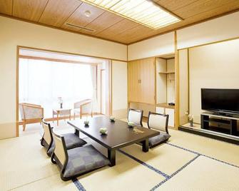 Hotel Sekifu - Fuefuki - Dining room