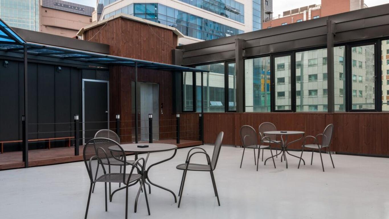 First Stay Hotel Tawny Owl