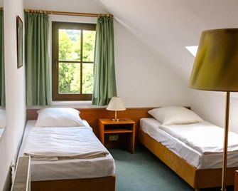 Landhaus Falkenstein - Tambach-Dietharz - Schlafzimmer