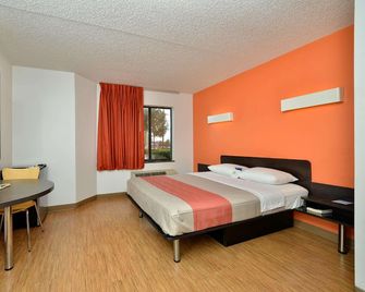 Motel 6-Plano, Tx - West - Frisco - Plano - Bedroom