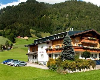 Haus Alpina - Au - Budova