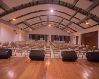 Qallwa Pucallpa - Pucallpa - Salle de réunion