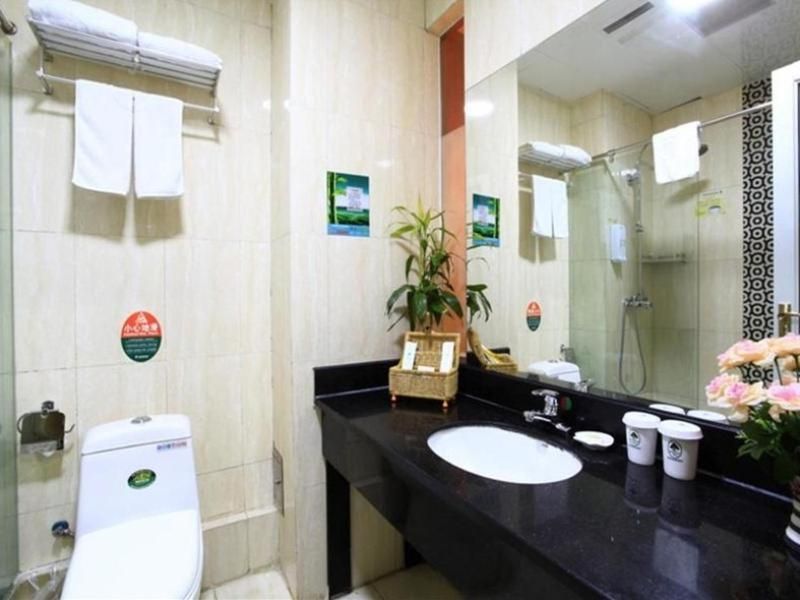 Greentree Inn Shandong Rizhao Railway Station Express Hotel - Rizhao - Bathroom