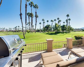 Patio + Resort Amenities: Palm Desert Escape - Palm Desert - Balcony