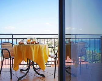 Belvedere Hotel-B&B - Palinuro - Balcón