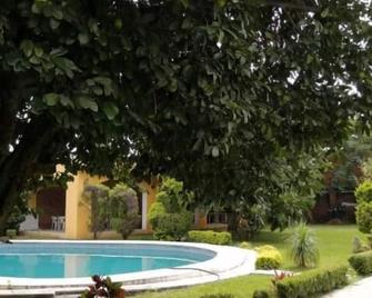 Hotel Quinta Del Descanso - Cuautla - Pool