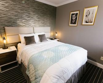 هوتل ريتشلاند ليس - نيويورك - غرفة نوم