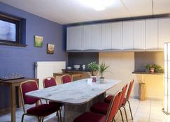 Budget Flats Brussels - Bruselas - Comedor