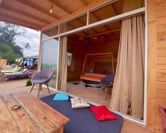 Love Temple Wellness Beach Resort - Arambol - Edificio