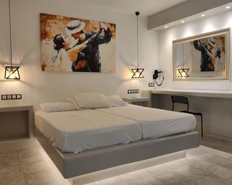Aphrodite Hotel & Apartments - Ios - Habitación