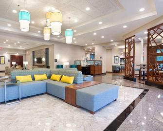 Drury Inn & Suites Burlington - Burlington - Lobby
