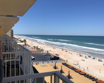 Daytona, Ormond Beach Resort 2br Oceanfront, Great Location - Ormond Beach - Beach