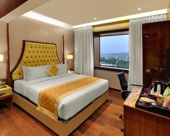 The Fern Residency, Jaipur - Джайпур - Спальня