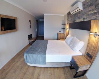 Akkan Plus Hotel - Bodrum - Bedroom