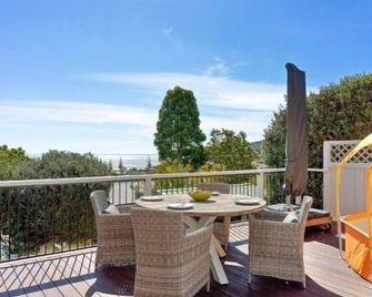 Onemana Retreat - Self-contained unit with Hot Tub - Whangamata - Balcón