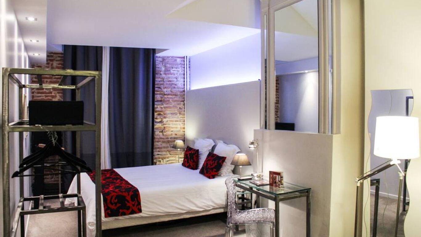 أوتل دي آرتس