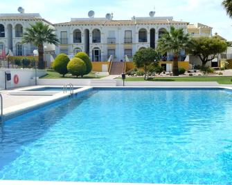 Golf/beach 1st Floor Apartment with Large Swimming Pool, WiFi and English TV - San Miguel de Salinas - Piscina