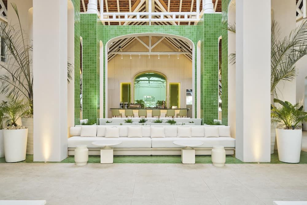 لوكس بيلي ميري