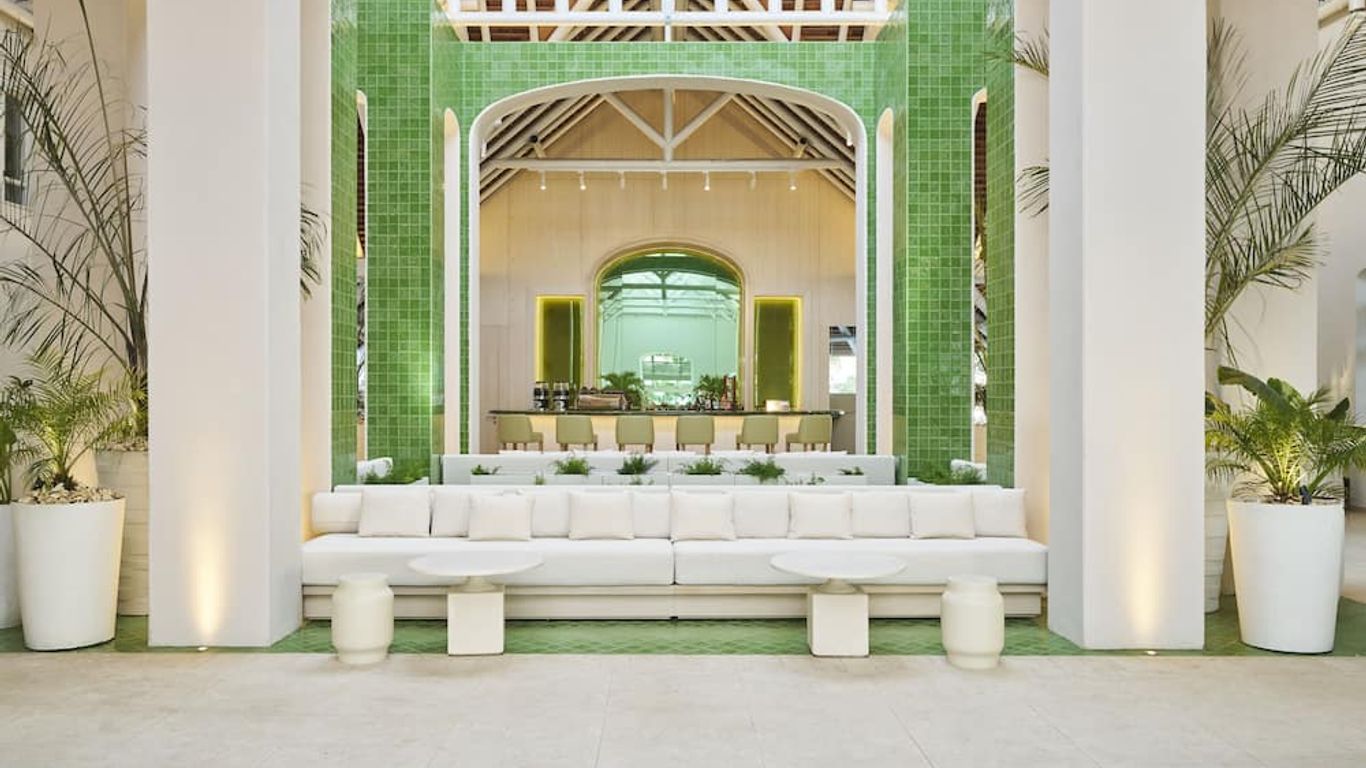 لوكس بيلي ميري