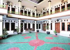 Wisma Mulia Syariah - Bandar Lampung - Building
