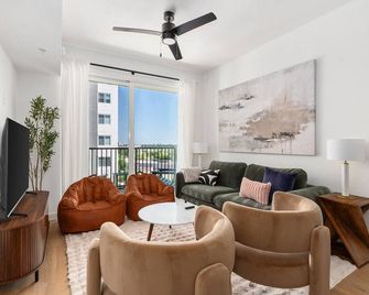 Lodgeur Energy Corridor - next to TMC West hospitals - Houston - Living room