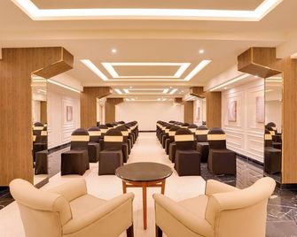 Lemon Tree Hotel, Erode - Erode - Lounge