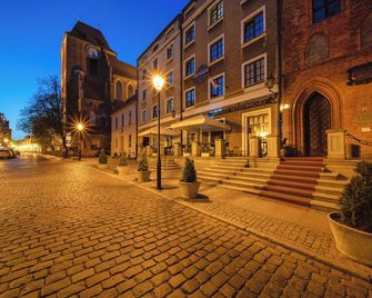Gromada - Toruń - Outdoors view