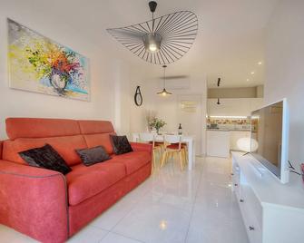 Elégant 2 Pièces Terrasse, Carlton Martinez- Proche Croisette A1b238 - Cannes - Sala de estar