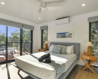 Kokomo at Kingfisher Bay - Fraser Island - Bedroom