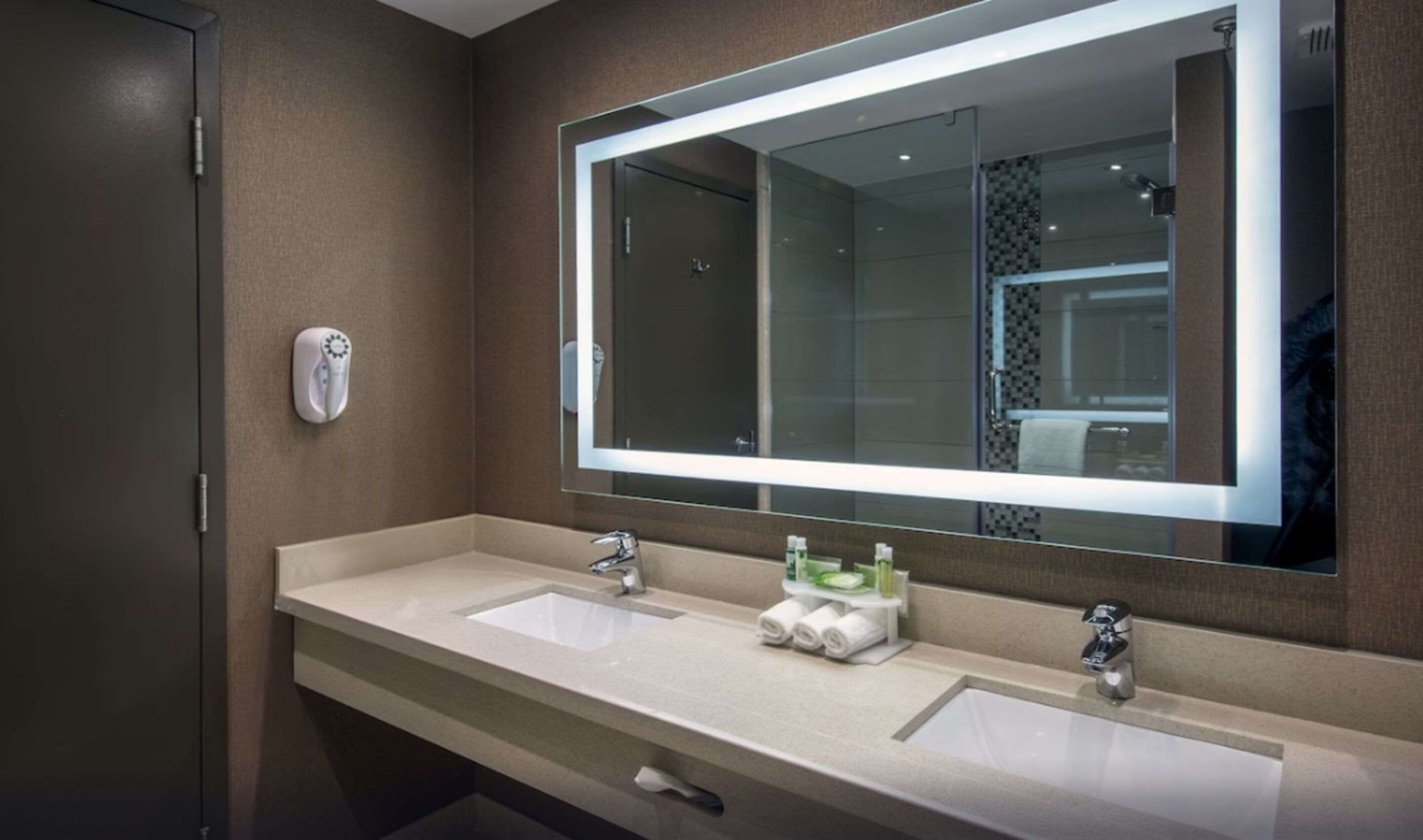 Quality Inn & Suites Regina Downtown