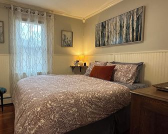 Charming 2-bedroom cottage with WiFi and AC in fabulous Phoenicia - Phoenicia - Bedroom